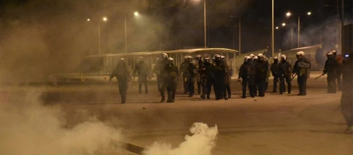 Λέσβος: Μαχαιρώματα και λιθοβολισμοί μεταξύ ψευτοπροσφύγων σε Καρά-Τεπέ και Μυτιλήνη